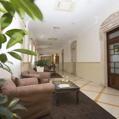 Cavaliere Hotel 4*