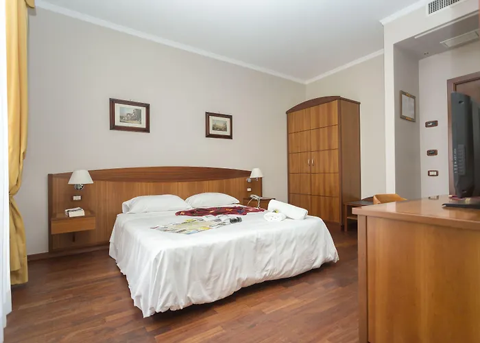 מלון Cavaliere נוצ'י