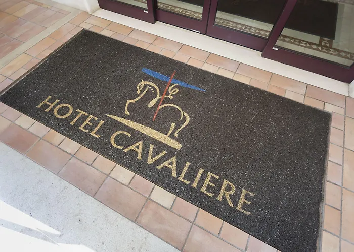 Cavaliere מלון נוצ'י