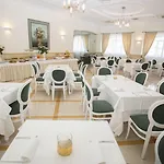 Cavaliere 4* Noci