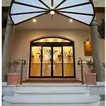 מלון Cavaliere נוצ'י