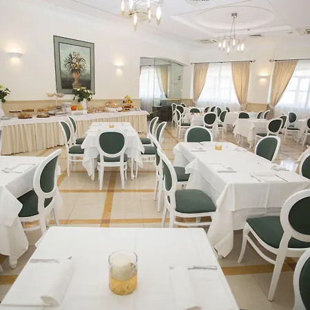 Cavaliere 4* نوتشي