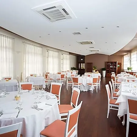 Cavaliere 4*