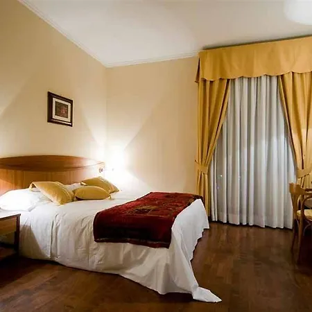 Cavaliere 4*