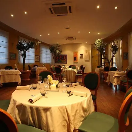 Hotel Cavaliere Noci