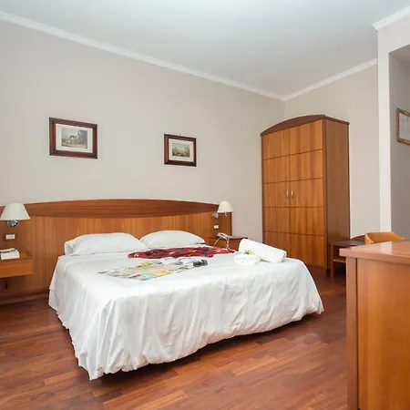 Hotel Cavaliere Noci